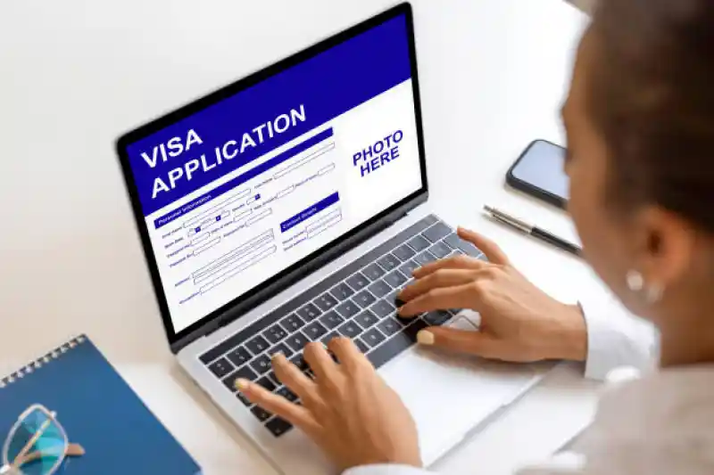 Can US citizens apply for a Nigeria visa online?