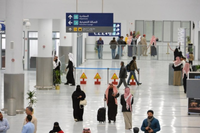 Do Canadian citizens need a visa to enter Saudi Arabia?